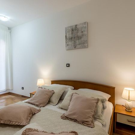 Apartment Split Karoglan ภายนอก รูปภาพ
